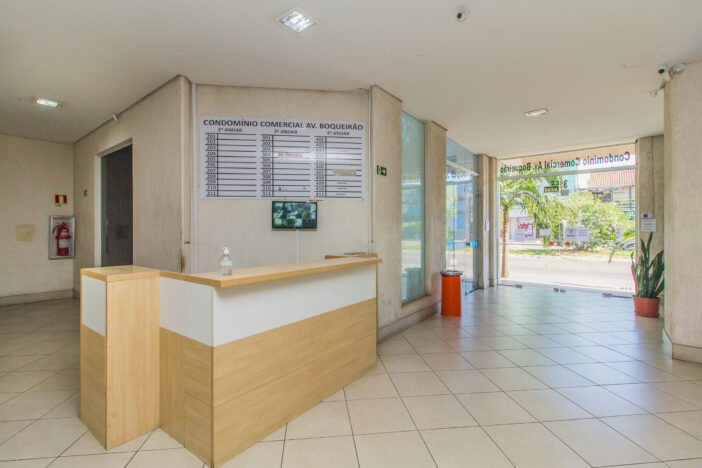 Condomínio Comercial Av. Boqueirão (71)